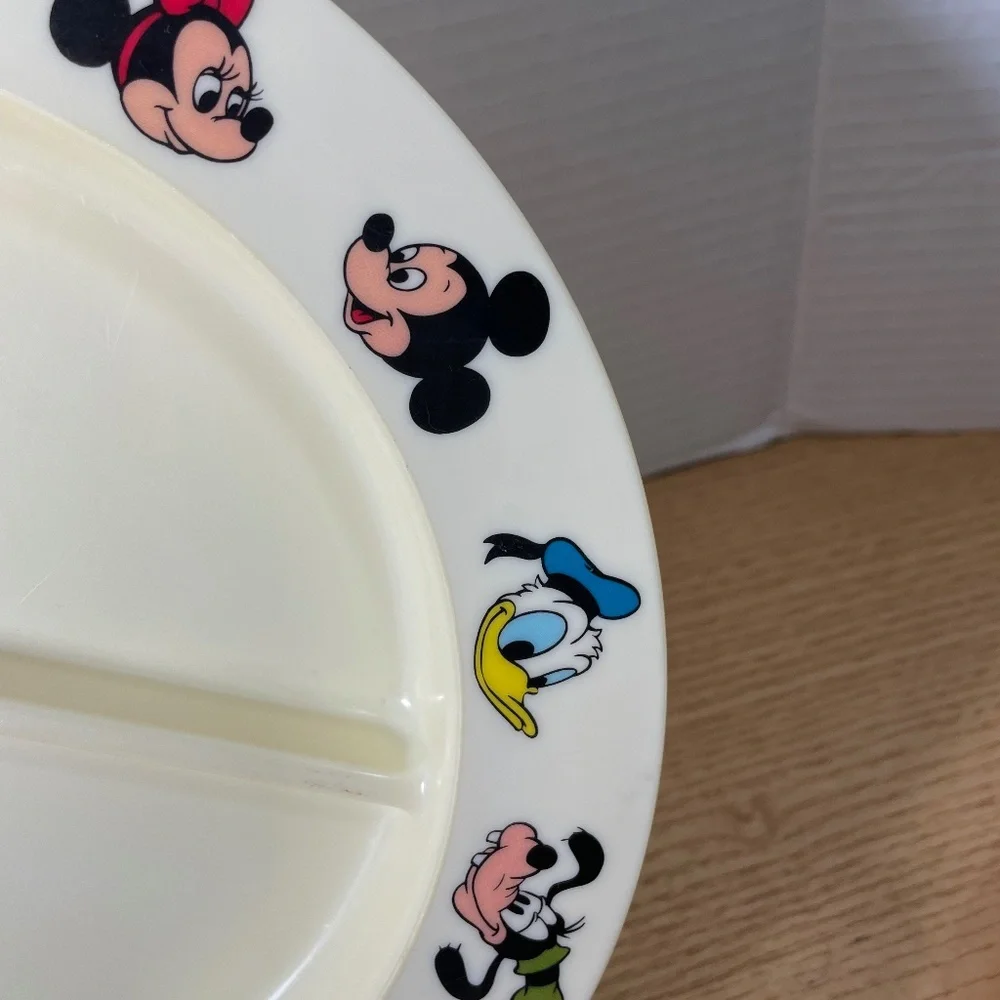 Vtg Walt Disney World Divided Plates Deka Mickey Goofy Donald Pluto Melamine